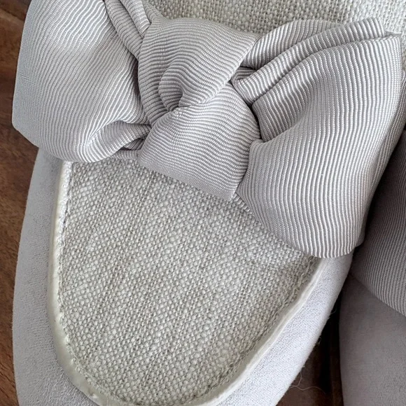 Bandolino Women’s Lindio Bow Slip-On Tailored Loafers 8.5 M Shoes Neutral Beige - Picture 5 of 12